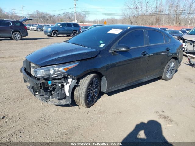 3KPF54AD6PE534593 KIA Forte Gt-line