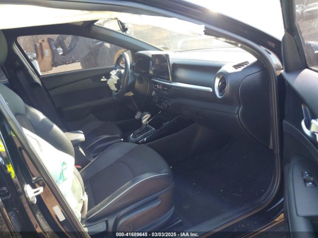3KPF54AD6PE534593 KIA Forte Gt-line