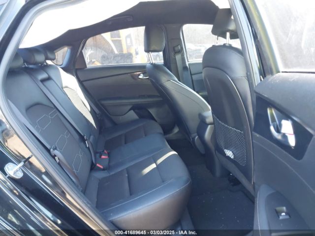 3KPF54AD6PE534593 KIA Forte Gt-line