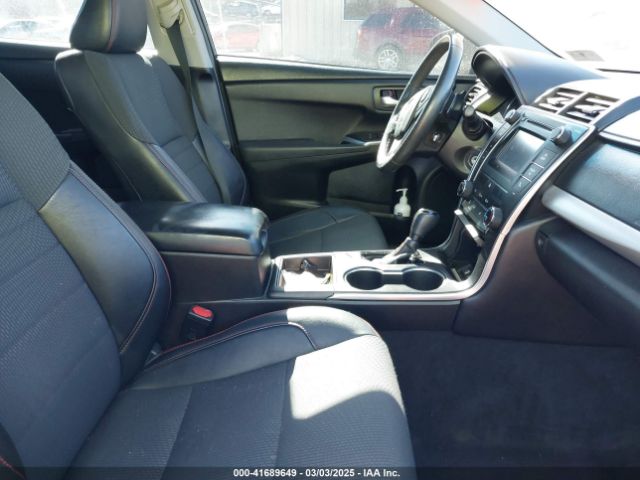 4T1BF1FK1HU645973 Toyota CAMRY SE