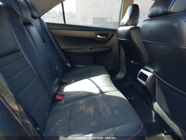 4T1BF1FK1HU645973 Toyota CAMRY SE