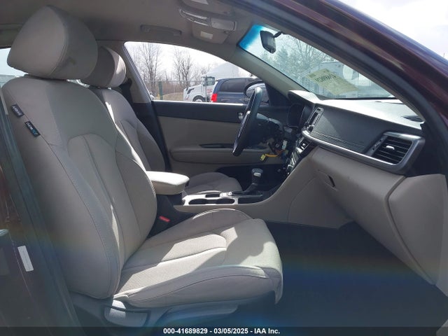 5XXGT4L30GG107285 KIA Optima Lx