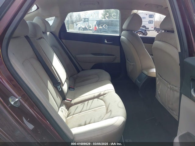 5XXGT4L30GG107285 KIA Optima Lx