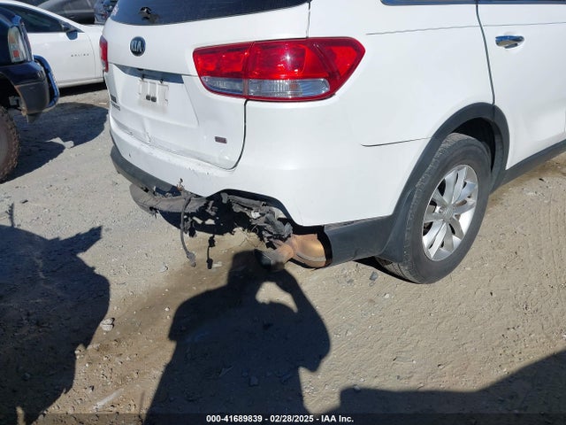 5XYPG4A39GG062754 KIA Sorento 2.4l Lx