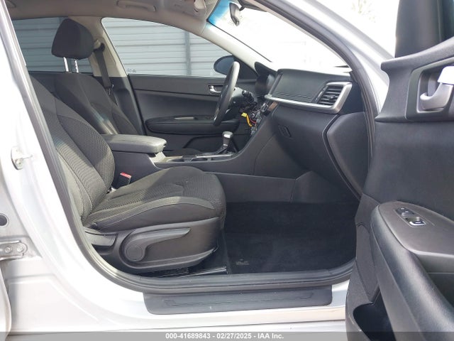 5XXGT4L31KG297235 KIA Optima Lx