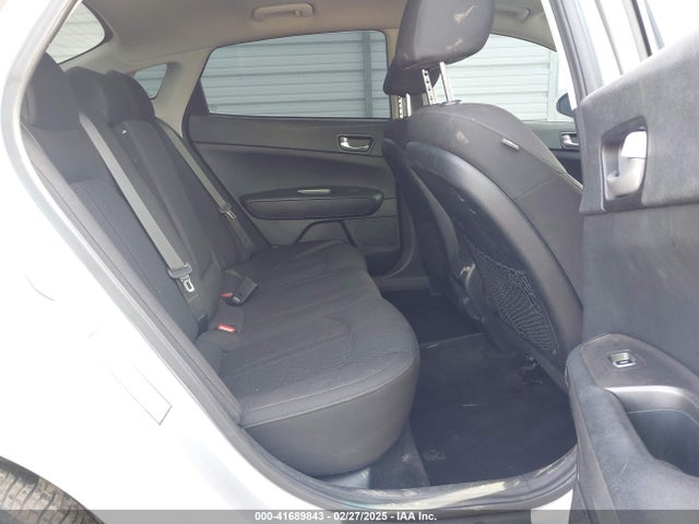 5XXGT4L31KG297235 KIA Optima Lx