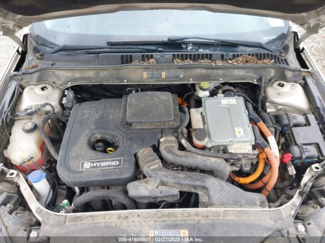 3FA6P0UU0JR157005 Ford Fusion Hybrid S