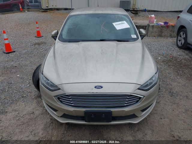 3FA6P0UU0JR157005 Ford Fusion Hybrid S