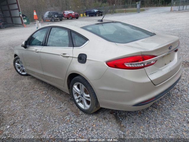 3FA6P0UU0JR157005 Ford Fusion Hybrid S