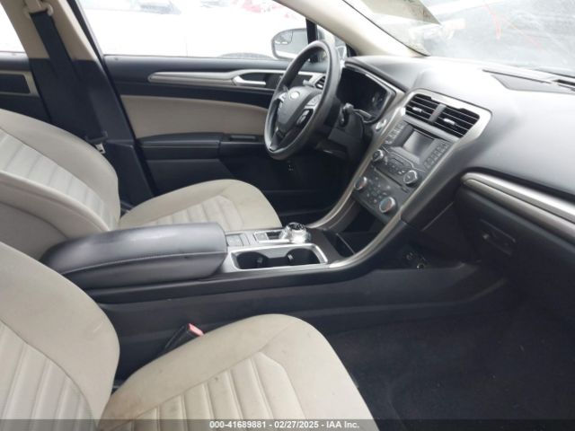 3FA6P0UU0JR157005 Ford Fusion Hybrid S