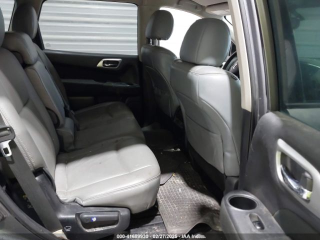 5N1DR2MM3HC658076 Nissan Pathfinder Sv