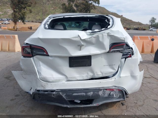 7SAYGDEE0SF237606 Tesla Model Y Long Range Dual Motor All-wheel Drive