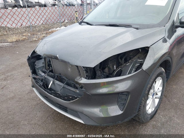 1FMCU9G61LUC34110 Ford ESCAPE SE