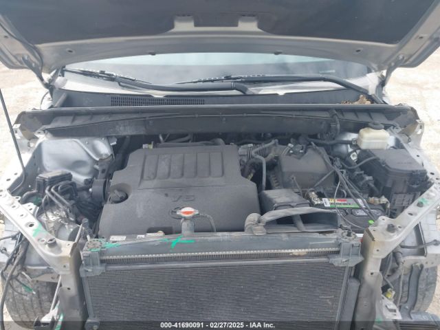 5TDZKRFH8GS122602 Toyota Highlander Le Plus V6