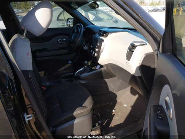 KNDJP3A56E7023910 KIA SOUL +