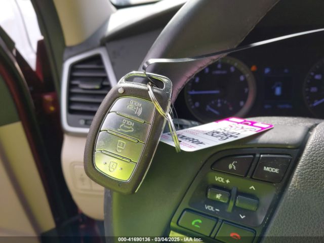 KM8J3CA22HU506202 Hyundai Tucson Sport