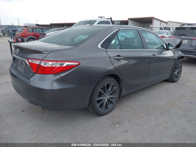 4T1BF1FK3FU054394 Toyota CAMRY XSE