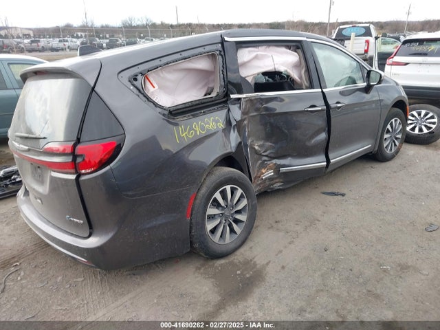 2C4RC1S70PR502988 Chrysler Pacifica Hybrid Limited