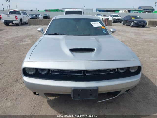 2C3CDZJG5KH747372 Dodge Challenger Gt