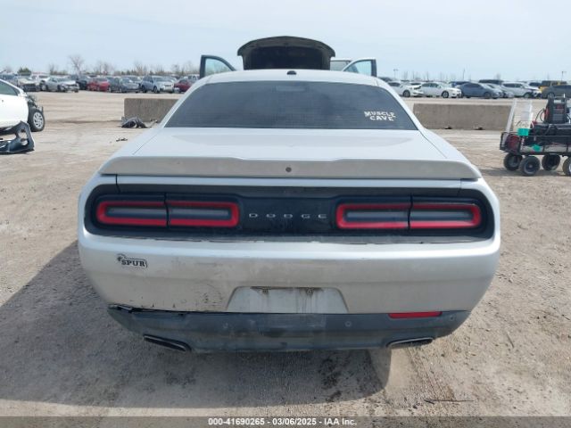 2C3CDZJG5KH747372 Dodge Challenger Gt