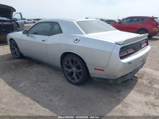 2C3CDZJG5KH747372 Dodge Challenger Gt