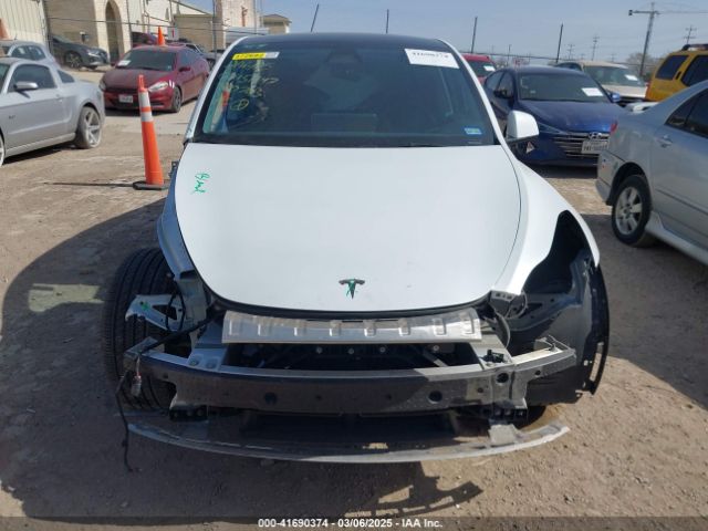 7SAYGDEDXRA300743 Tesla Model Y Long Range Dual Motor All-wheel Drive/rwd