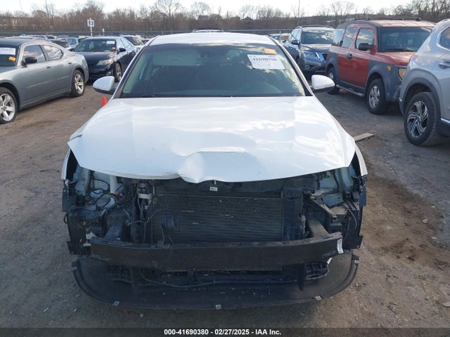 5XXGT4L31LG420288 KIA Optima Lx