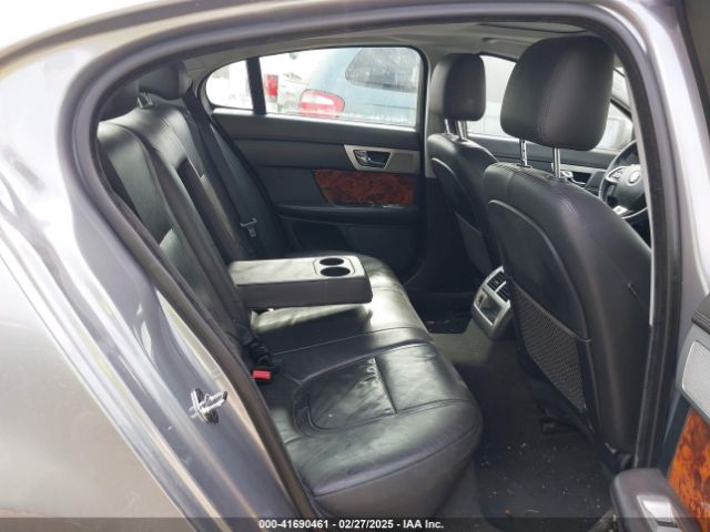 SAJWA0FS1FPU58051 Jaguar Xf 2.0t Premium