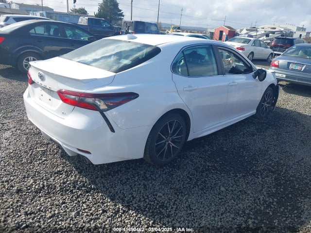 4T1G11AKXMU414513 Toyota CAMRY SE
