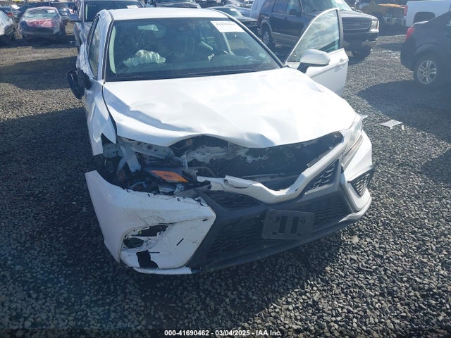 4T1G11AKXMU414513 Toyota CAMRY SE