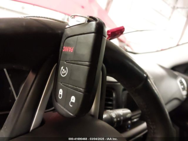 3C4NJDAB7JT283558 Jeep Compass Sport 4x4