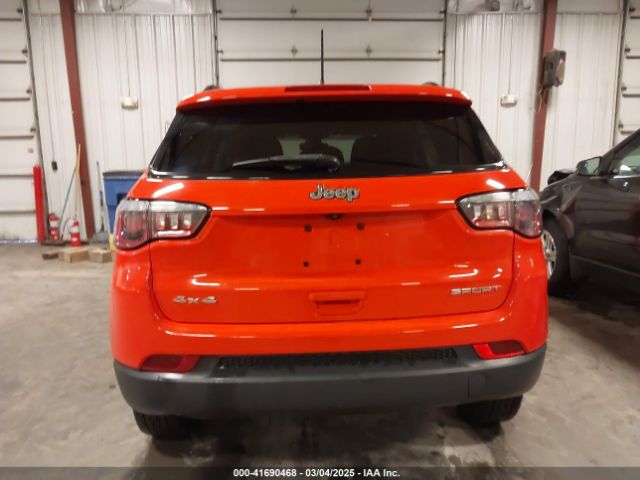3C4NJDAB7JT283558 Jeep Compass Sport 4x4