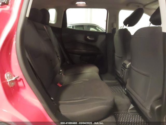 3C4NJDAB7JT283558 Jeep Compass Sport 4x4
