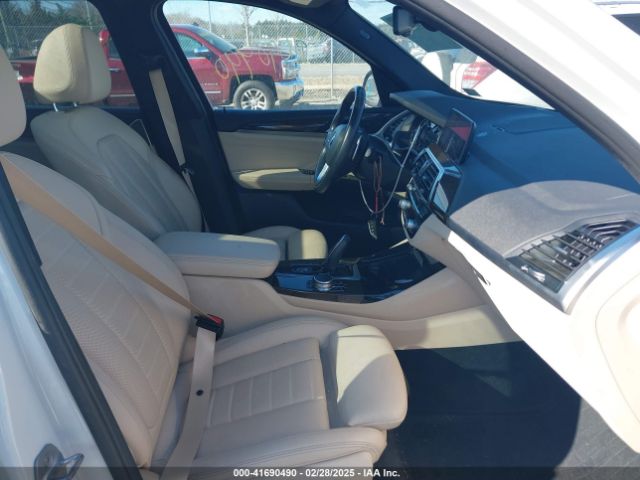 2019 BMW X3 5UXTR9C52KLD93422 Photo 4