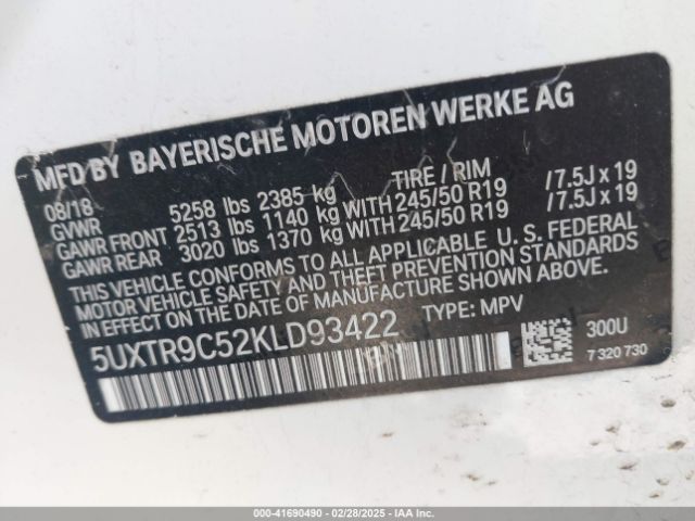 2019 BMW X3 5UXTR9C52KLD93422 Photo 8