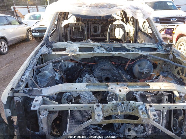 3GCUKREC2JG545469 Chevrolet Silverado 1500 2lt