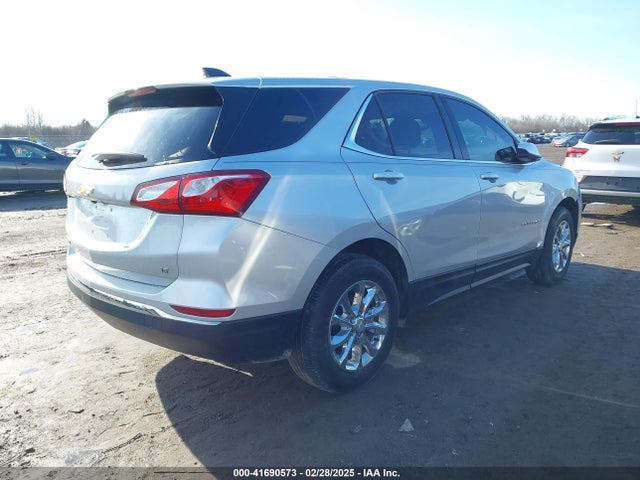 Chevrolet EQUINOX LT 2019 2GNAXKEV4K6211459 Image 4