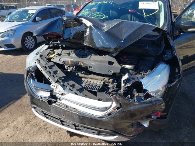 1FMCU9J92HUA26943 Ford Escape Titanium