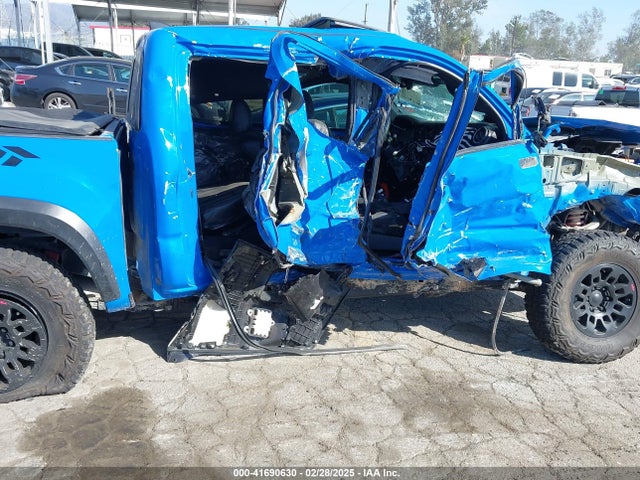 5TFCZ5AN5KX203938 Toyota 2gr-fks