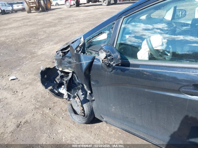 3HGGK5H51FM775176 Honda FIT LX