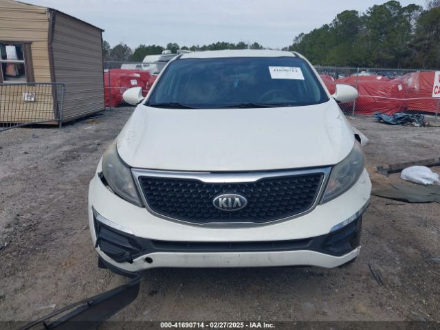 KNDPB3AC2G7823758 KIA Sportage Lx