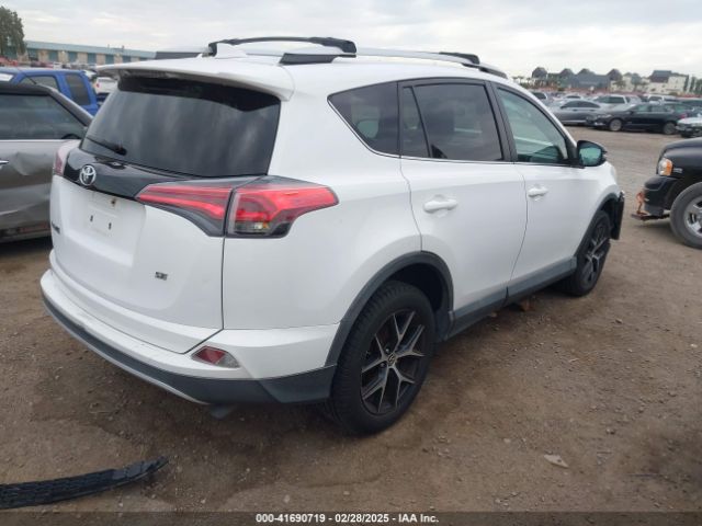 2T3NFREV5GW274409 Toyota RAV4 SE
