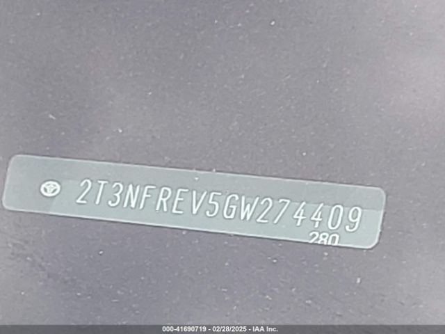 2T3NFREV5GW274409 Toyota RAV4 SE