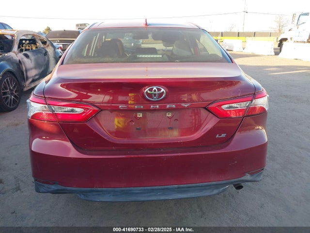 Toyota CAMRY LE 2019 4T1B11HK4KU243402 Image 16