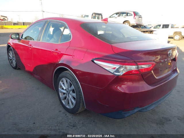Toyota CAMRY LE 2019 4T1B11HK4KU243402 Image 3