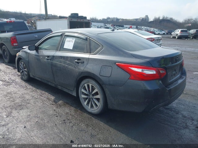 1N4AL3AP3HC285995 Nissan Altima 2.5 Sv