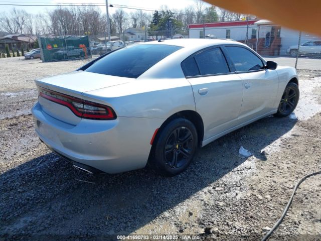 2C3CDXBG2LH144044 Dodge Charger Sxt Rwd