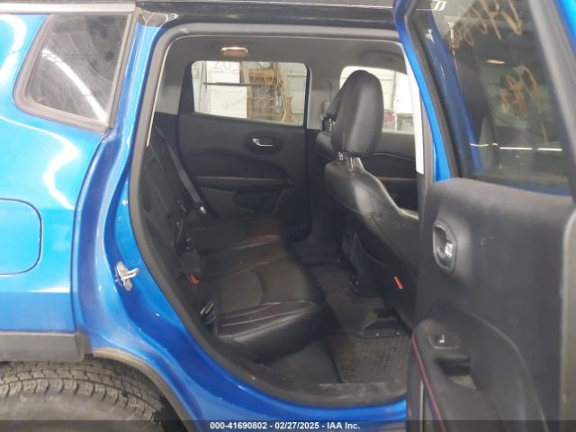 3C4NJDDB8JT207391 Jeep Compass Trailhawk 4x4
