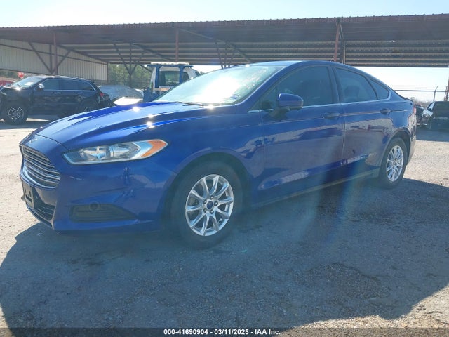 Ford FUSION S 2016 3FA6P0G73GR317666 Image 2