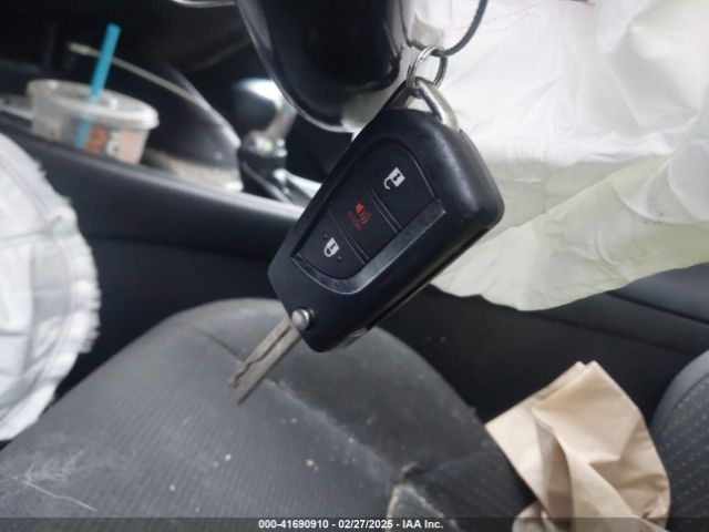 NMTKHMBX2JR046073 Toyota C-HR XLE